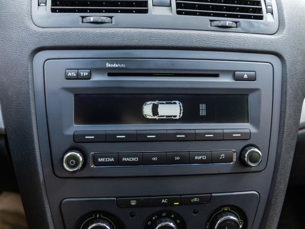 Skoda Octavia II (A5) Рестайлинг с пробегом 2012 года, цена 998 000 рублей, 143374 км, лифтбек, Автокод Объявления