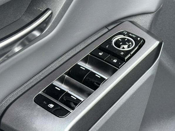 Toyota RAV4 VI (XA60) с пробегом 2026 года, цена 4 199 000 рублей, 10 км, внедорожник, Автокод Объявления