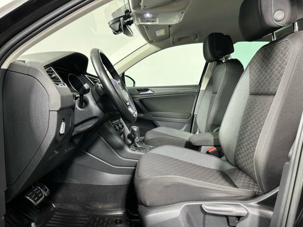 Volkswagen Tiguan II с пробегом 2018 года, цена 3 050 000 рублей, 47376 км, внедорожник, Автокод Объявления