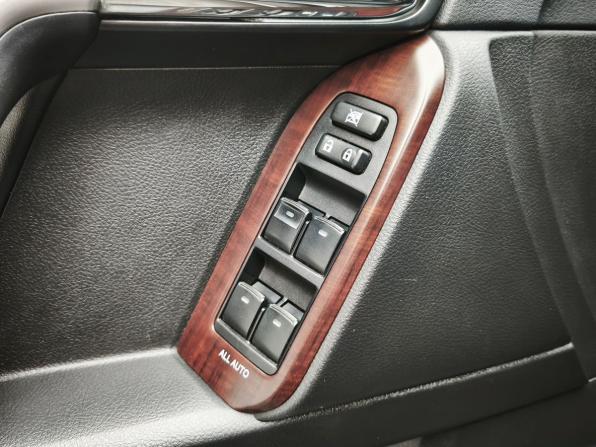 Toyota Land Cruiser Prado 150 Series Рестайлинг 1 с пробегом 2016 года, цена 3 649 000 рублей, 238335 км, внедорожник, Автокод Объявления