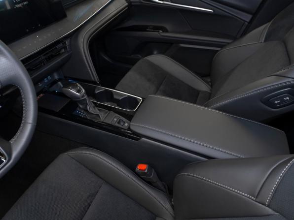 Toyota Camry IX (XV80) China Market с пробегом 2026 года, цена 4 340 000 рублей, 20 км, седан, Автокод Объявления
