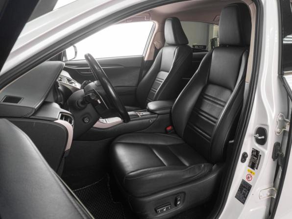 Lexus NX I Рестайлинг с пробегом 2018 года, цена 3 159 000 рублей, 171169 км, внедорожник, Автокод Объявления
