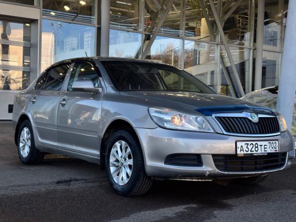 Skoda Octavia II (A5) Рестайлинг с пробегом 2011 года, цена 530 000 рублей, 270000 км, лифтбек, Автокод Объявления