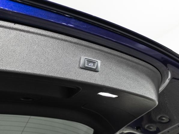 Audi Q5 II (FY) с пробегом 2018 года, цена 2 870 989 рублей, 143449 км, внедорожник, Автокод Объявления
