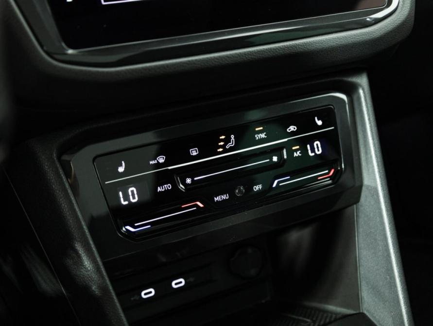 Volkswagen Tiguan II Рестайлинг Санкт-Петербург  - изображение 17
