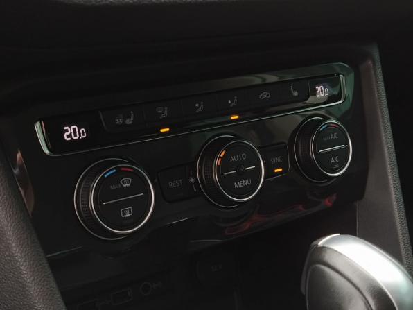 Volkswagen Tiguan II с пробегом 2020 года, цена 3 600 000 рублей, 78900 км, внедорожник, Автокод Объявления