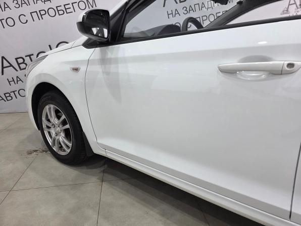 Hyundai Solaris II с пробегом 2019 года, цена 1 350 000 рублей, 65892 км, седан, Автокод Объявления