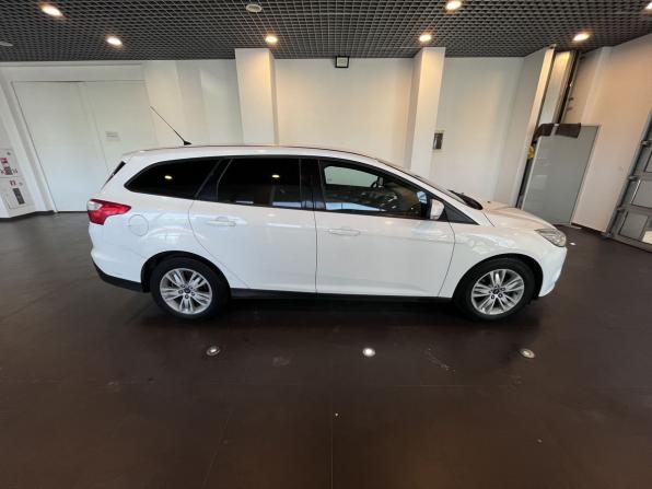 Ford Focus III с пробегом 2012 года, цена 640 000 рублей, 183121 км, универсал, Автокод Объявления