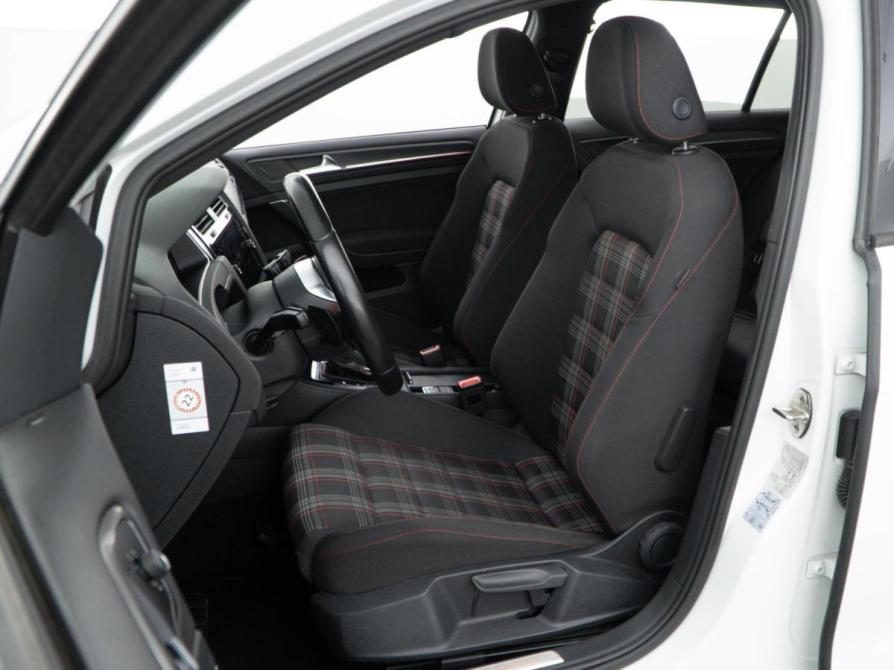 Volkswagen Golf GTI VII Рестайлинг Москва  - изображение 10