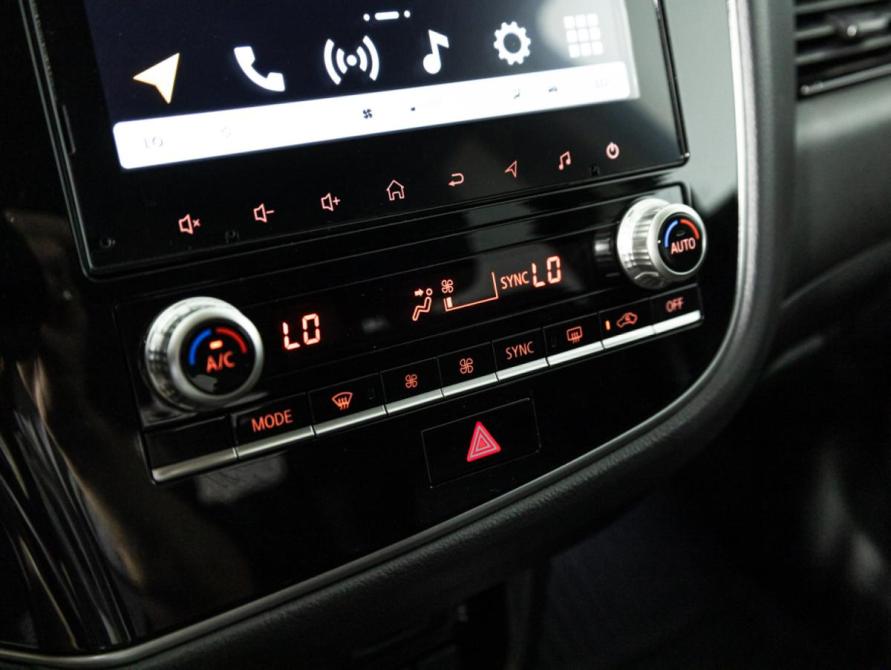 Mitsubishi Outlander III Рестайлинг 3 Санкт-Петербург  - изображение 18