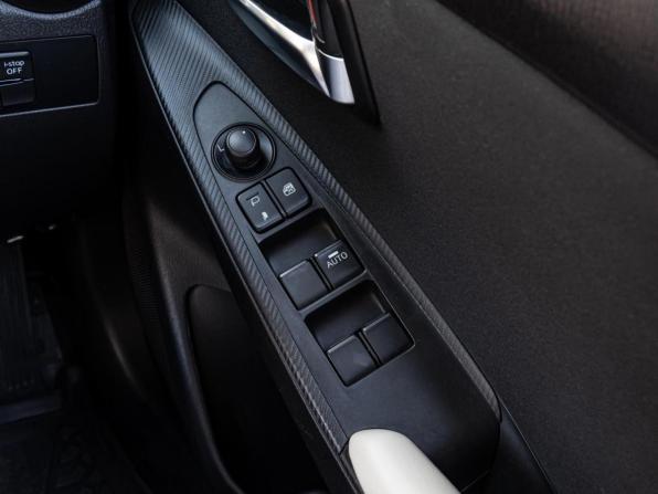 Mazda Demio IV (DJ) с пробегом 2016 года, цена 955 000 рублей, 160387 км, хэтчбек, Автокод Объявления