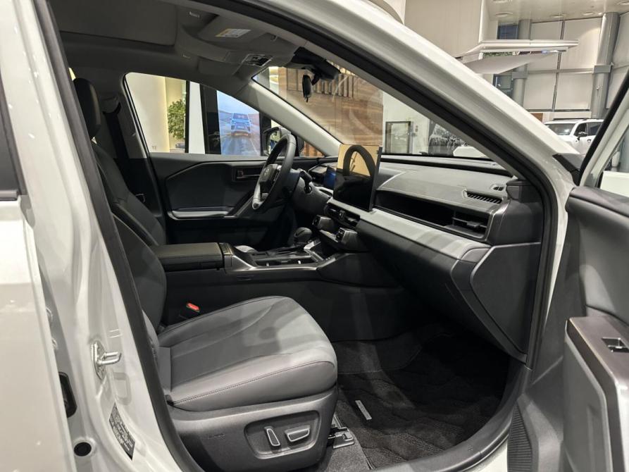 Toyota RAV4 VI (XA60) Казань  - изображение 13