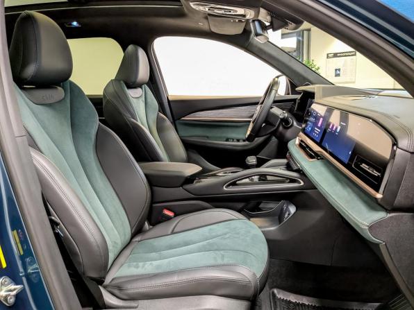 Geely Monjaro I с пробегом 2024 года, цена 3 550 000 рублей, 25523 км, внедорожник, Автокод Объявления