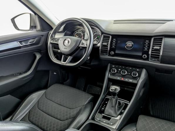 Skoda Kodiaq I с пробегом 2018 года, цена 1 790 000 рублей, 203351 км, внедорожник, Автокод Объявления