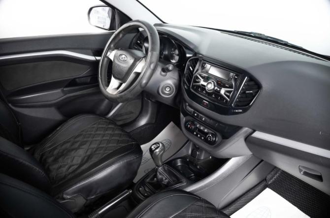 Lada (ВАЗ) Vesta I с пробегом 2017 года, цена 679 000 рублей, 190700 км, седан, Автокод Объявления