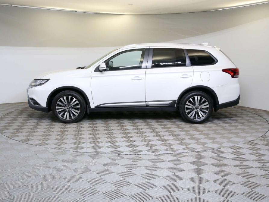 Mitsubishi Outlander III Рестайлинг 3 Санкт-Петербург  - изображение 8