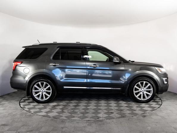 Ford Explorer V Рестайлинг с пробегом 2017 года, цена 2 899 000 рублей, 153148 км, внедорожник, Автокод Объявления