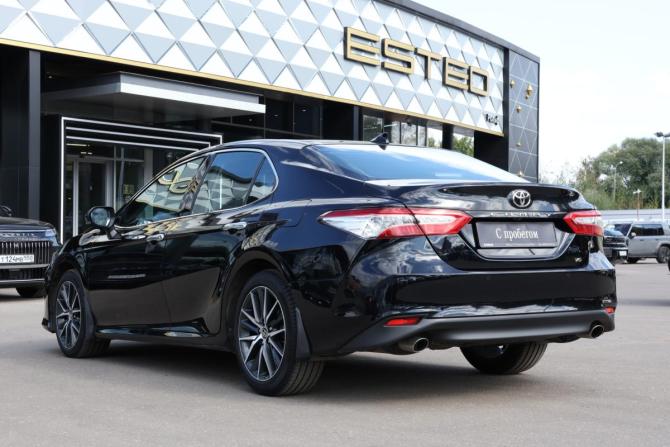 Toyota Camry VIII (XV70) Рестайлинг с пробегом 2021 года, цена 3 400 000 рублей, 106612 км, седан, Автокод Объявления