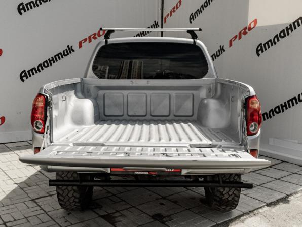 Mitsubishi L200 IV с пробегом 2010 года, цена 1 240 000 рублей, 212773 км, пикап, Автокод Объявления