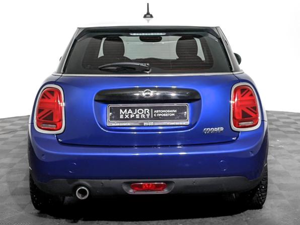 Mini Hatch III (F55/F56) Рестайлинг с пробегом 2019 года, цена 2 095 000 рублей, 43219 км, хэтчбек, Автокод Объявления