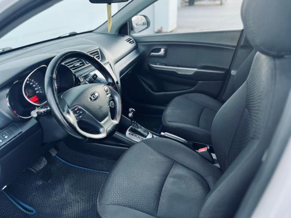 Kia Rio III Рестайлинг с пробегом 2016 года, цена 920 000 рублей, 94000 км, седан, Автокод Объявления