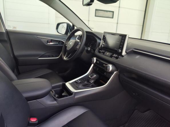 Toyota RAV4 V (XA50) с пробегом 2020 года, цена 3 990 000 рублей, 83669 км, внедорожник, Автокод Объявления