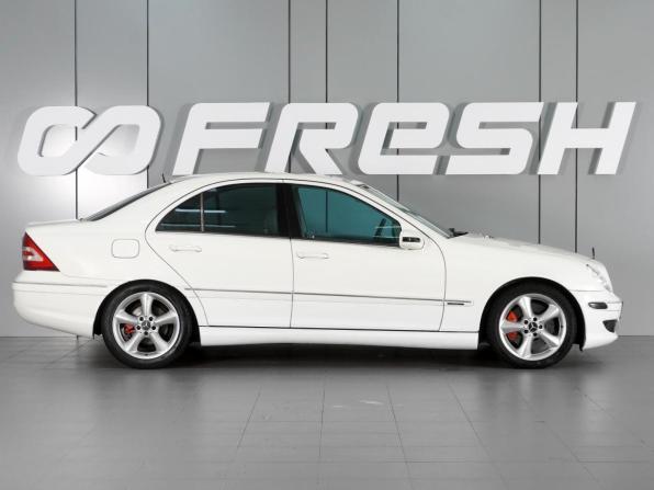 Mercedes-Benz C-Класс II (W203) Рестайлинг с пробегом 2005 года, цена 855 000 рублей, 287784 км, седан, Автокод Объявления