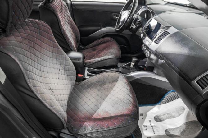 Mitsubishi Outlander II Рестайлинг с пробегом 2010 года, цена 1 409 000 рублей, 200000 км, внедорожник, Автокод Объявления