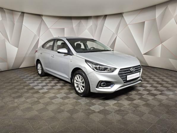 Hyundai Solaris II с пробегом 2017 года, цена 1 451 000 рублей, 37401 км, седан, Автокод Объявления
