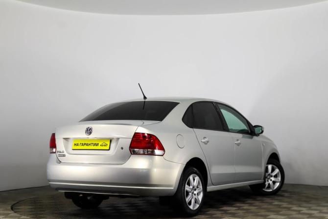 Volkswagen Polo V с пробегом 2013 года, цена 719 000 рублей, 235000 км, седан, Автокод Объявления