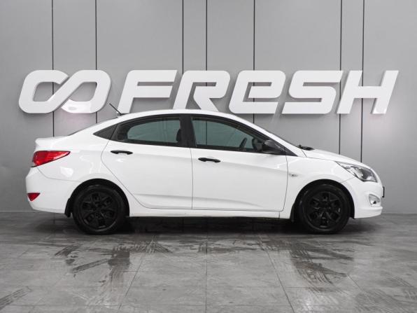 Hyundai Solaris I Рестайлинг с пробегом 2016 года, цена 919 000 рублей, 144562 км, седан, Автокод Объявления
