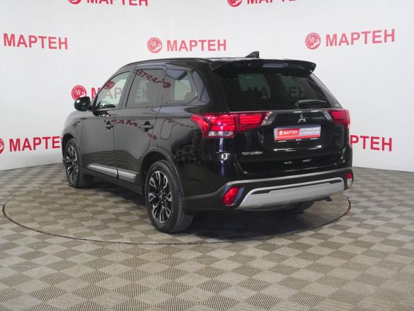 Mitsubishi Outlander III Рестайлинг 3 с пробегом 2022 года, цена 2 692 000 рублей, 101058 км, внедорожник, Автокод Объявления