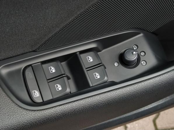 Audi A3 III (8V) Рестайлинг с пробегом 2018 года, цена 2 000 000 рублей, 103000 км, седан, Автокод Объявления