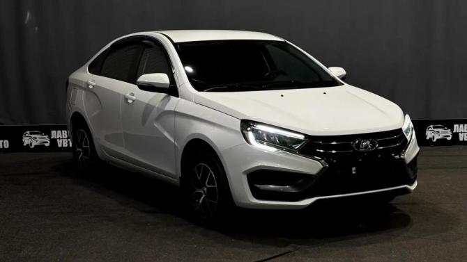 Lada (ВАЗ) Vesta I Рестайлинг (NG) с пробегом 2023 года, цена 1 249 000 рублей, 61589 км, седан, Автокод Объявления