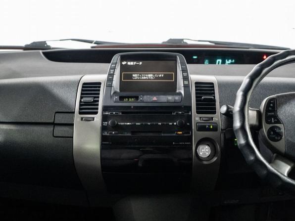 Toyota Prius II Рестайлинг (XW20) с пробегом 2008 года, цена 675 000 рублей, 430541 км, лифтбек, Автокод Объявления