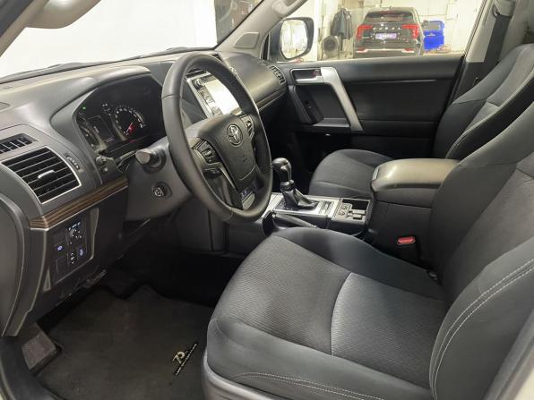 Toyota Land Cruiser Prado 150 Series Рестайлинг 2 с пробегом 2019 года, цена 4 700 000 рублей, 182083 км, внедорожник, Автокод Объявления