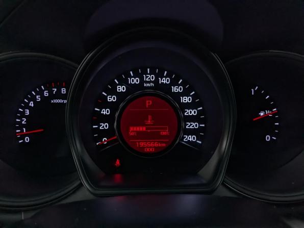 Kia Ceed II Рестайлинг с пробегом 2016 года, цена 1 090 000 рублей, 195564 км, хэтчбек, Автокод Объявления
