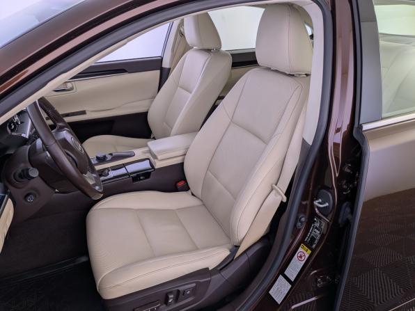 Lexus ES VI Рестайлинг с пробегом 2016 года, цена 2 900 000 рублей, 63533 км, седан, Автокод Объявления