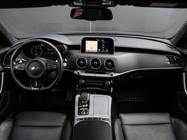 Kia Stinger I с пробегом 2018 года, цена 3 370 000 рублей, 14644 км, лифтбек, Автокод Объявления