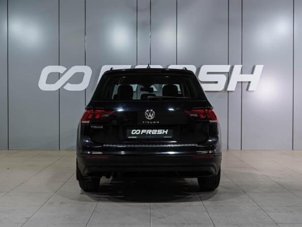 Volkswagen Tiguan II с пробегом 2020 года, цена 2 699 000 рублей, 62993 км, внедорожник, Автокод Объявления