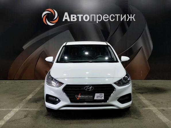 Hyundai Solaris II с пробегом 2018 года, цена 1 330 000 рублей, 127448 км, седан, Автокод Объявления