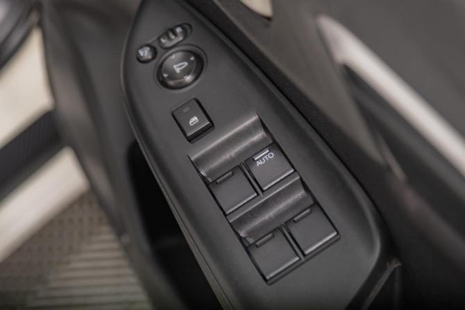 Honda Fit III с пробегом 2015 года, цена 929 000 рублей, 180000 км, хэтчбек, Автокод Объявления