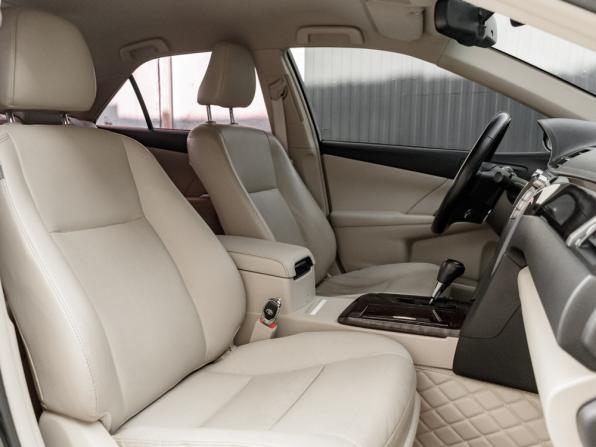 Toyota Camry VII (XV50) Рестайлинг с пробегом 2015 года, цена 2 150 000 рублей, 245120 км, седан, Автокод Объявления