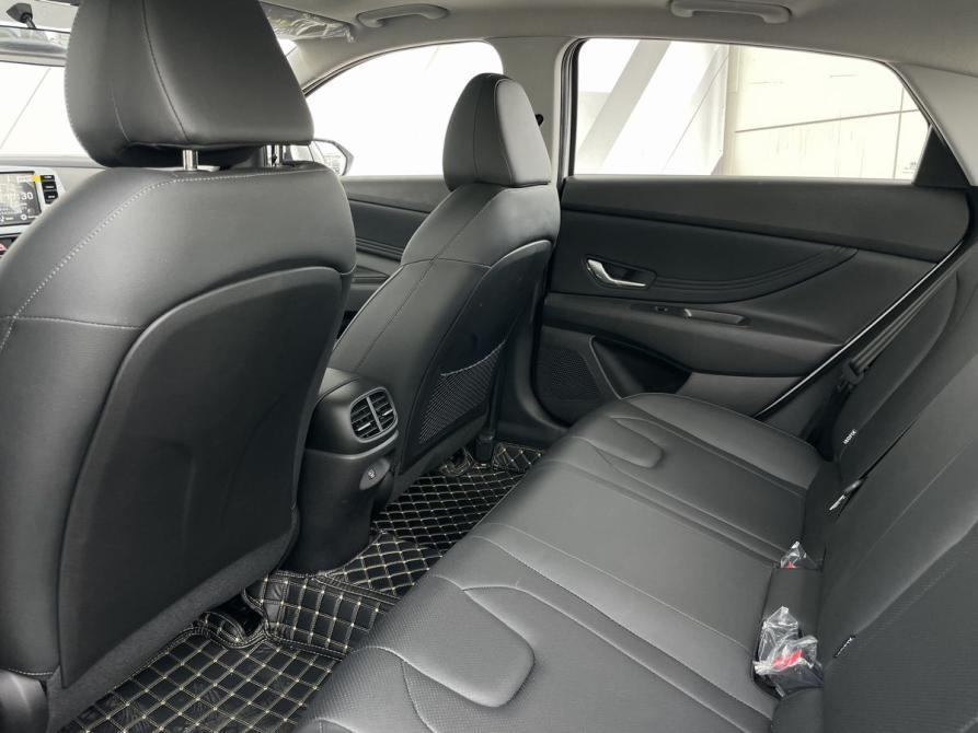 Hyundai Elantra VII (CN7) Рестайлинг Екатеринбург  - изображение 14