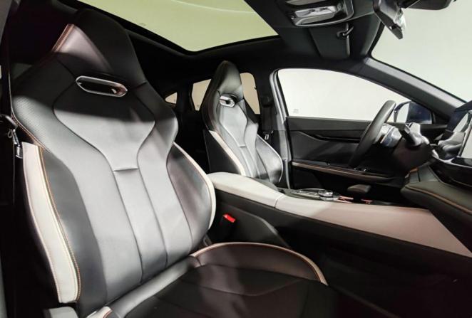 Changan UNI-V I с пробегом 2024 года, цена 2 100 000 рублей, 73148 км, лифтбек, Автокод Объявления