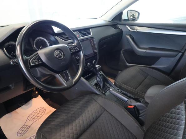 Skoda Octavia III (A7) Рестайлинг с пробегом 2018 года, цена 1 394 000 рублей, 154352 км, лифтбек, Автокод Объявления