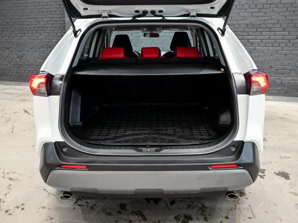 Toyota RAV4 V (XA50) с пробегом 2021 года, цена 3 400 000 рублей, 81535 км, внедорожник, Автокод Объявления