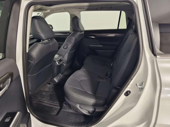 Toyota Highlander IV (XU70) с пробегом 2026 года, цена 5 890 000 рублей, 28 км, внедорожник, Автокод Объявления