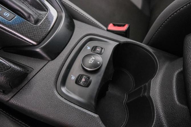 Ford Focus III с пробегом 2012 года, цена 899 000 рублей, 242313 км, хэтчбек, Автокод Объявления