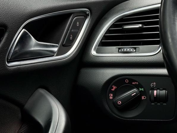 Audi Q3 I (8U) Рестайлинг с пробегом 2015 года, цена 1 799 000 рублей, 109500 км, внедорожник, Автокод Объявления